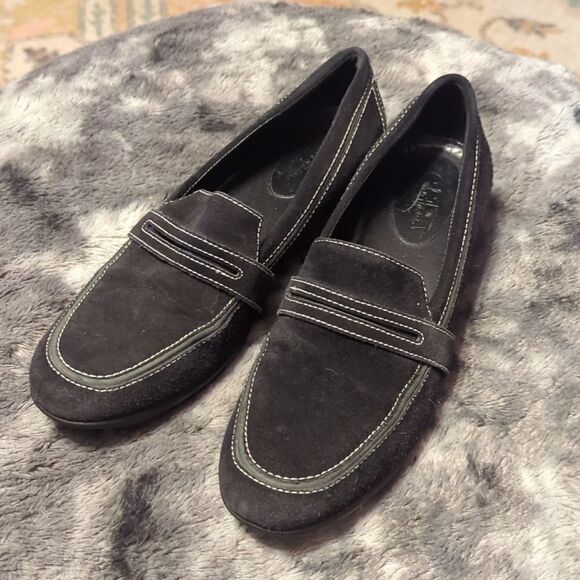 Cole Haan Women's Laurel Suede Moc Loafer, Black - Picture 1 of 8